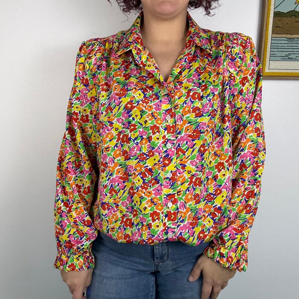 Schrader Sport 1980s upcycled vibrant floral blouse size 20